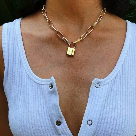 Jewelry - Necklace